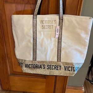 Victoria’s Secret tote